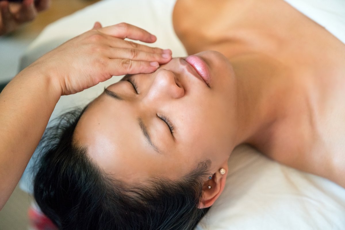 Traveling Aura Mobile Spa — Massage & Spa in Fort Lauderdale